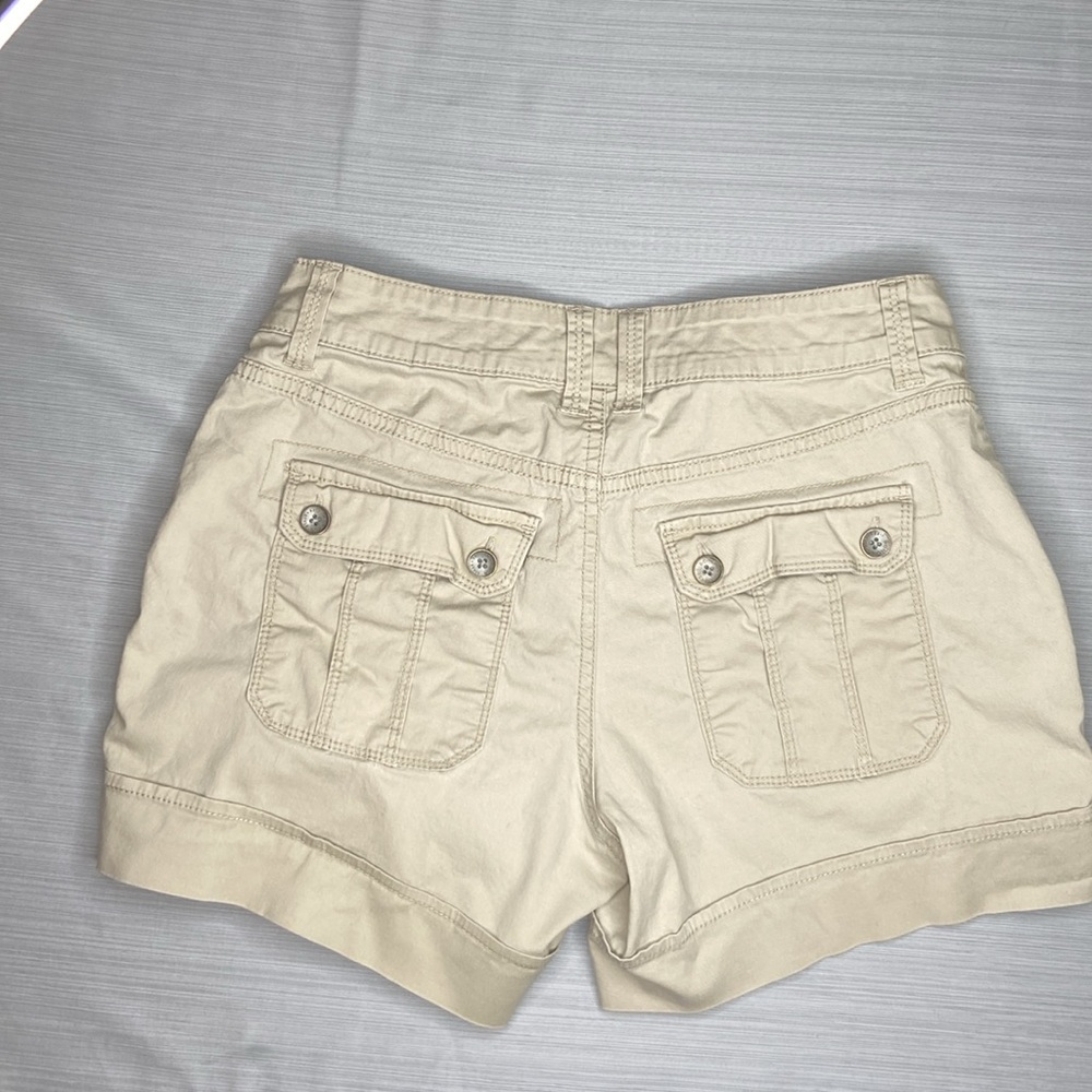 Sonoma women's Size 2 Tan Shorts - Picture 5 of 5